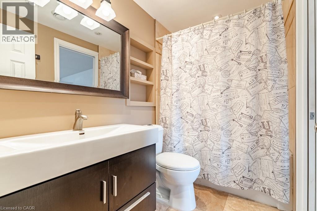 4042 Longmoor Drive Unit# 4, Burlington, Ontario  L7L 1X2 - Photo 23 - 40841400