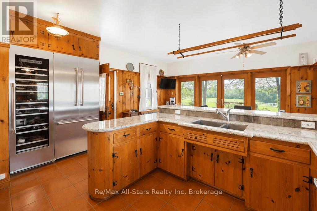 2386 60 Highway, Lake Of Bays, Ontario  P1H 2E5 - Photo 23 - X13483898