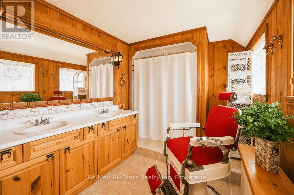 2386 60 Highway, Lake Of Bays, Ontario  P1H 2E5 - Photo 30 - X13483898