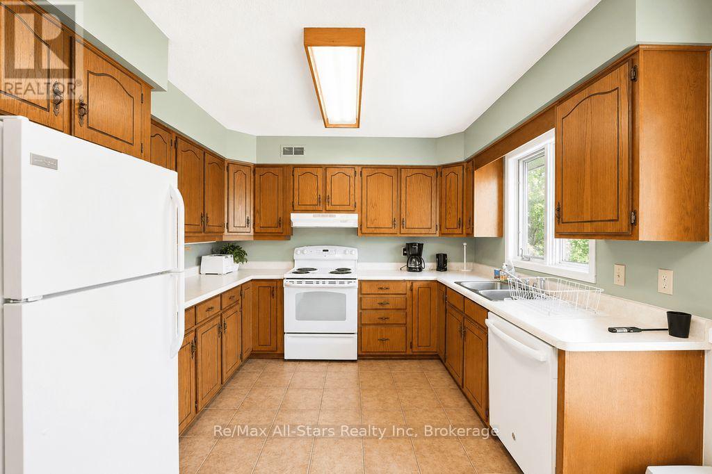 2386 60 Highway, Lake Of Bays, Ontario  P1H 2E5 - Photo 40 - X13483898
