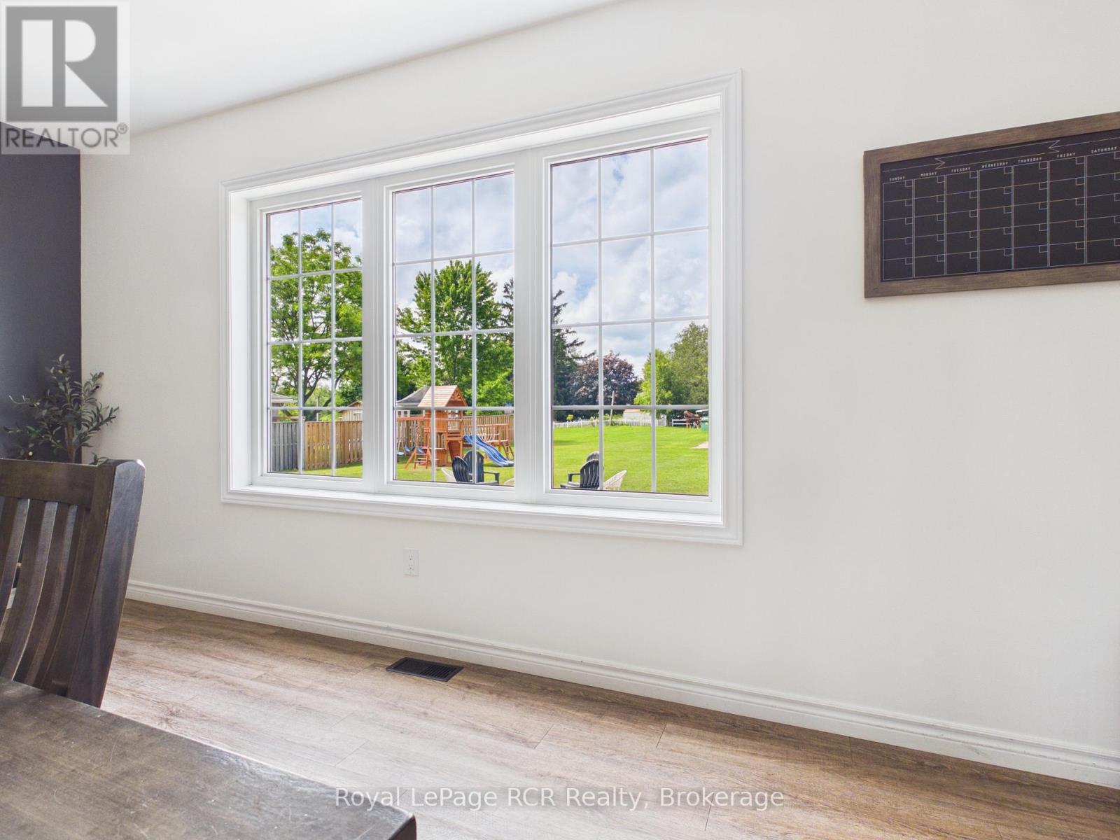 482 Wolsley Street, Huron-Kinloss, Ontario  N0G 2H0 - Photo 16 - X13483964