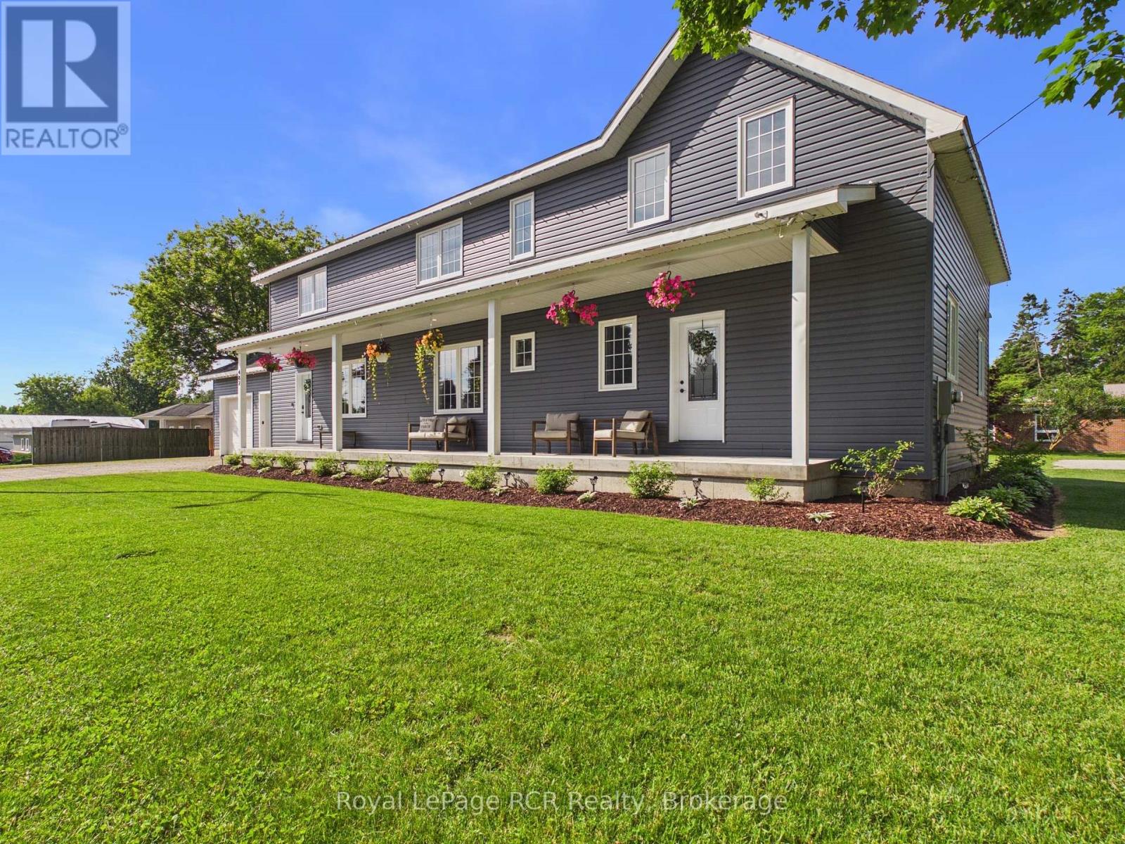 482 Wolsley Street, Huron-Kinloss, Ontario  N0G 2H0 - Photo 2 - X13483964