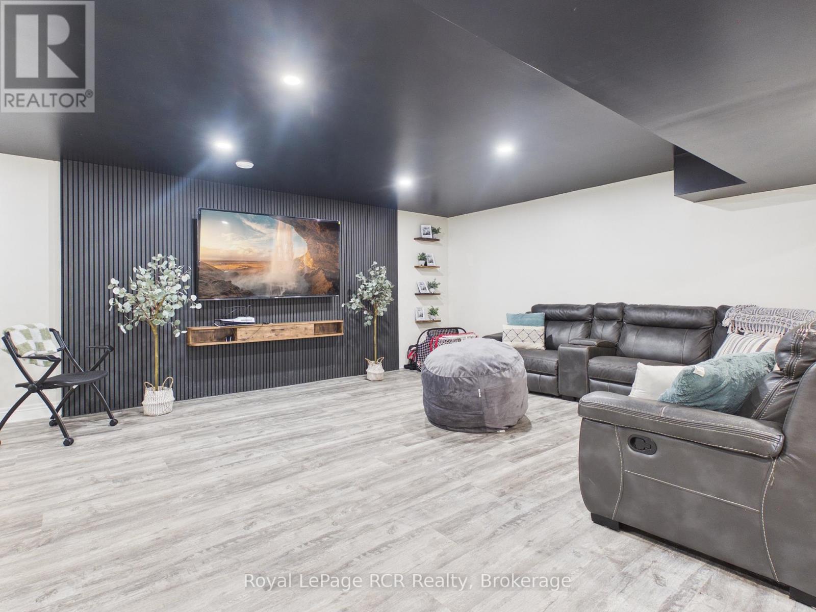 482 Wolsley Street, Huron-Kinloss, Ontario  N0G 2H0 - Photo 43 - X13483964