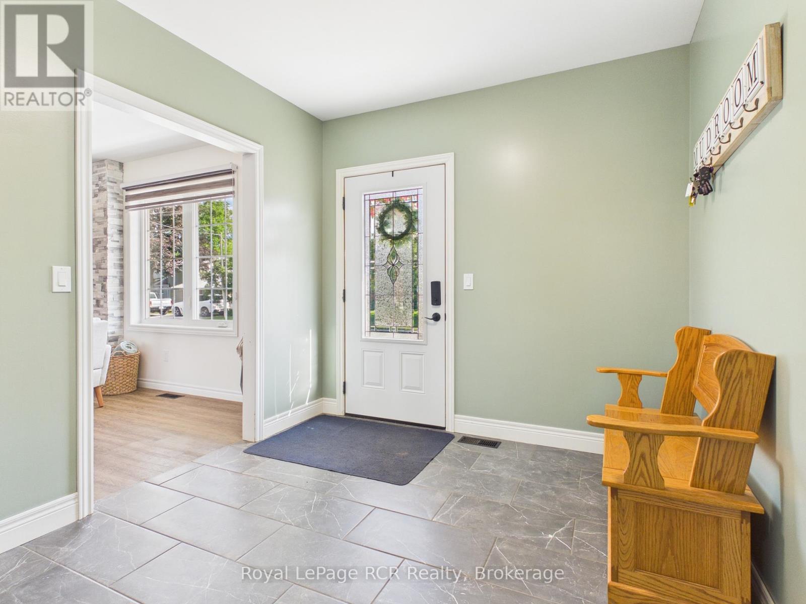 482 Wolsley Street, Huron-Kinloss, Ontario  N0G 2H0 - Photo 9 - X13483964