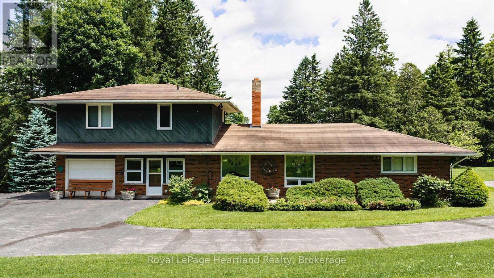 81833 London Road, Central Huron, Ontario  N0M 2H0 - Photo 2 - X13484044