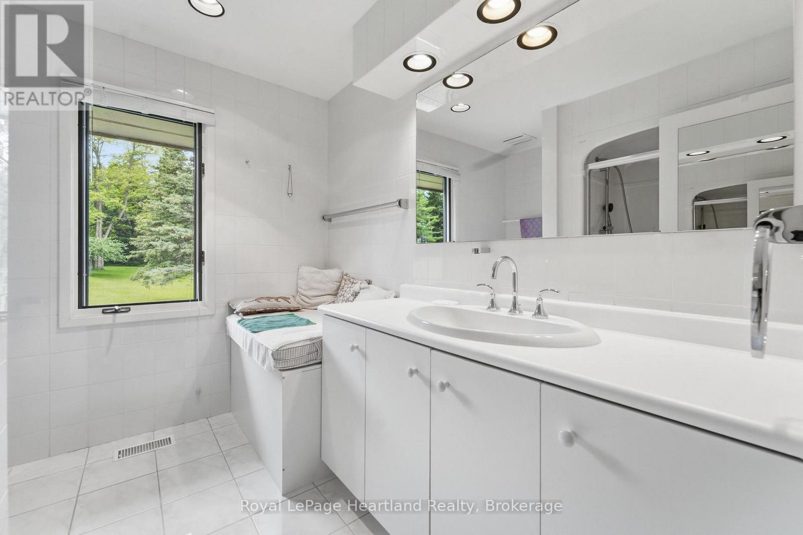81833 London Road, Central Huron, Ontario  N0M 2H0 - Photo 20 - X13484044