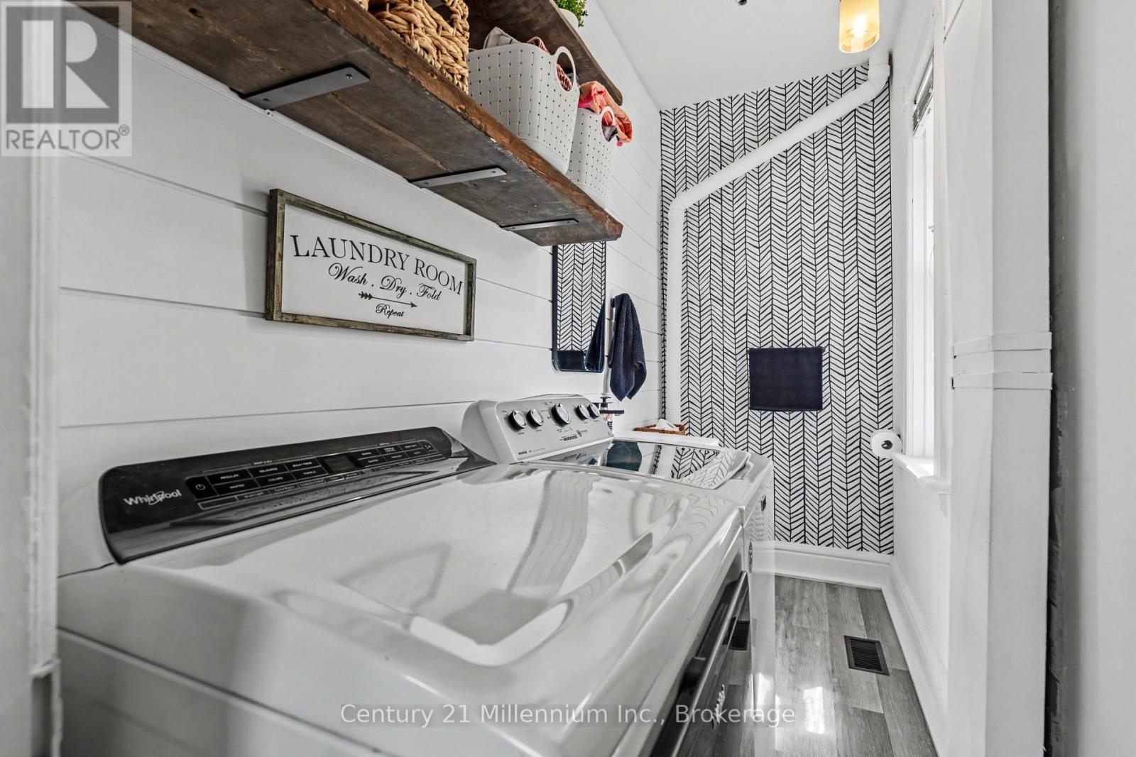 16 Peter Street, Grey Highlands, Ontario  N0C 1E0 - Photo 23 - X13484160