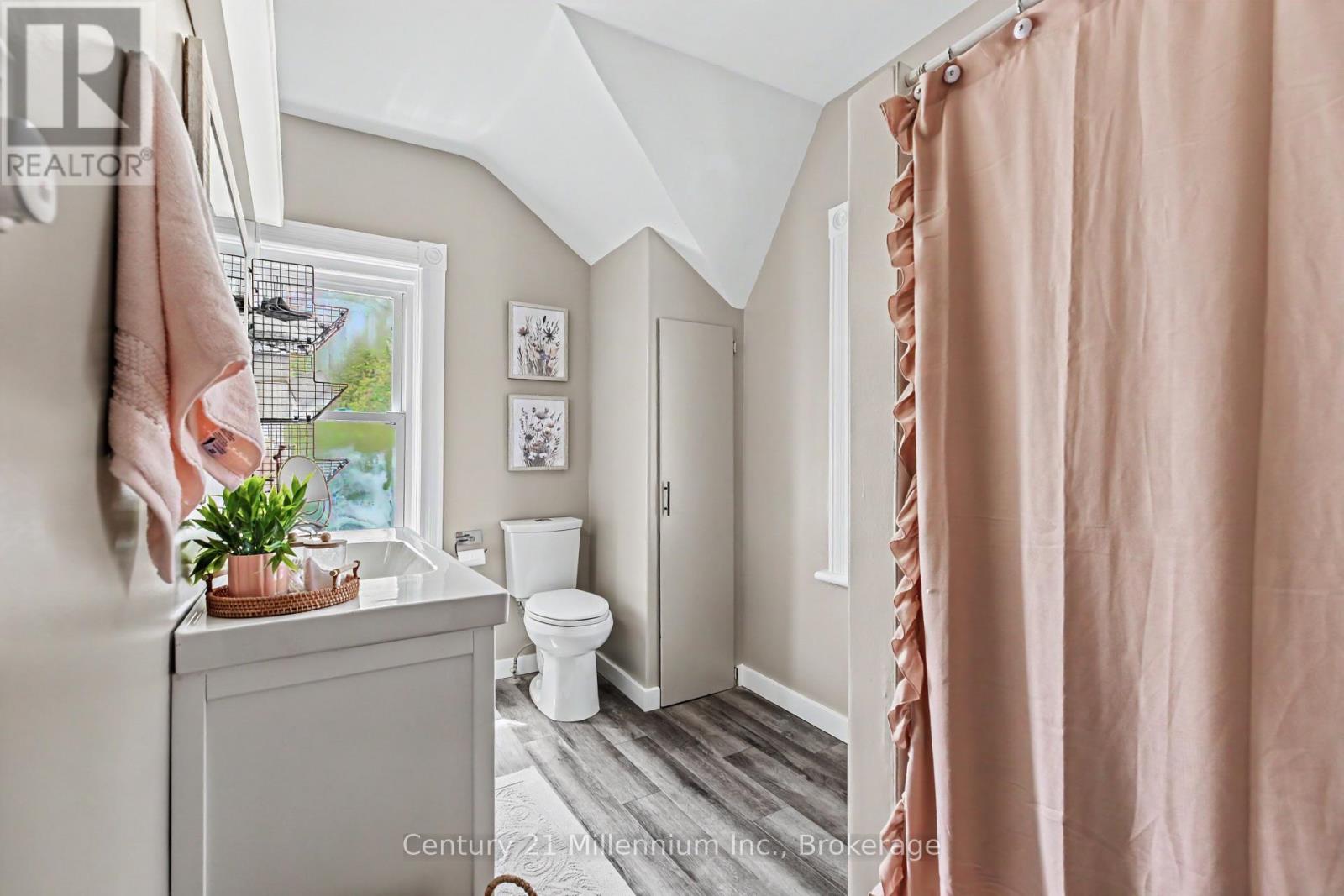 16 Peter Street, Grey Highlands, Ontario  N0C 1E0 - Photo 30 - X13484160