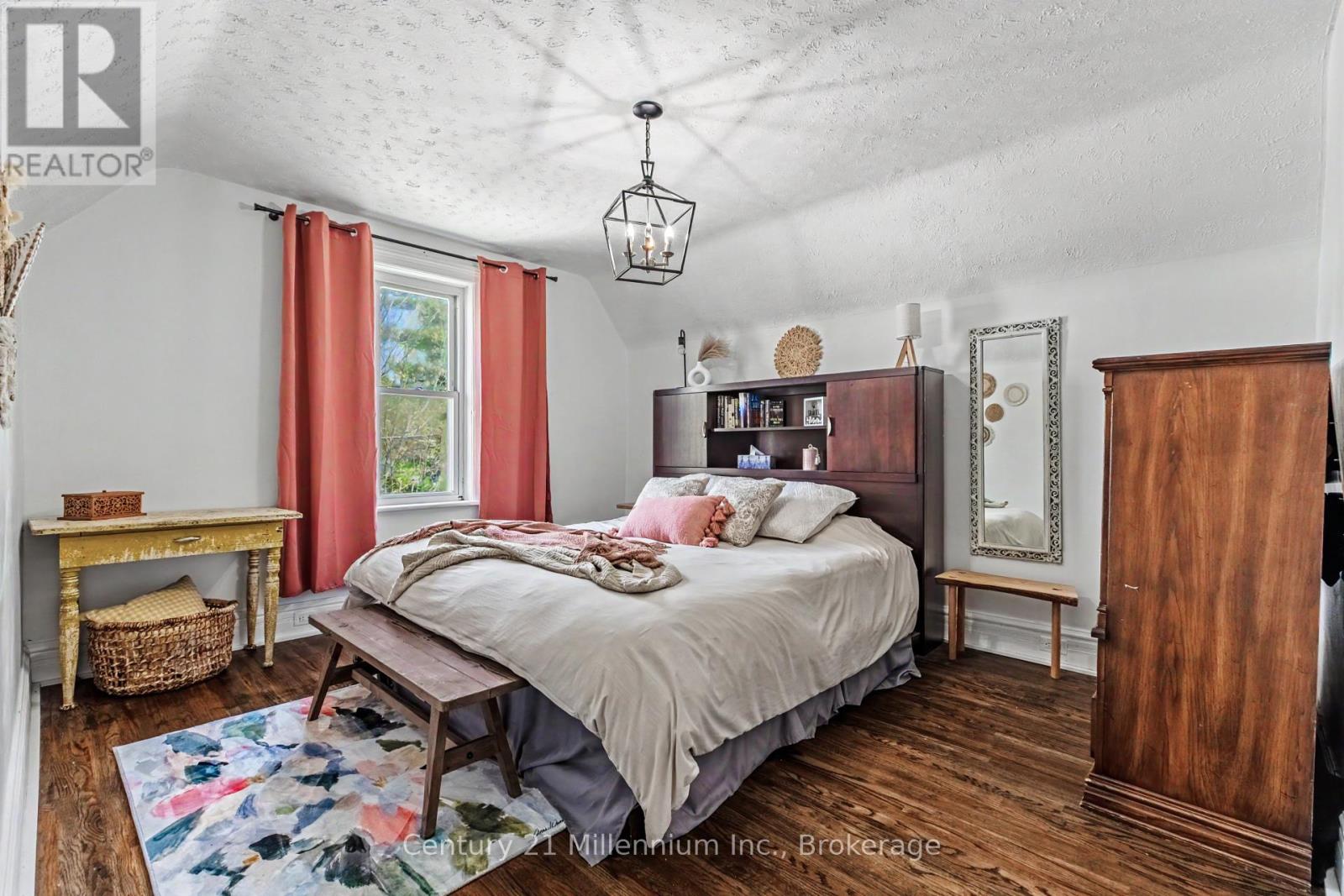 16 Peter Street, Grey Highlands, Ontario  N0C 1E0 - Photo 35 - X13484160