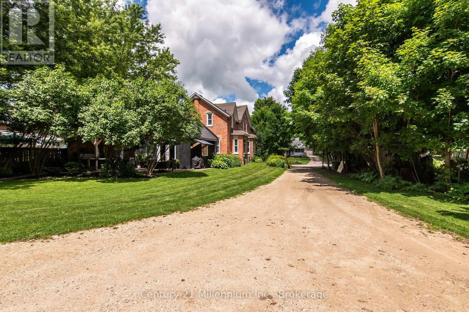 16 Peter Street, Grey Highlands, Ontario  N0C 1E0 - Photo 42 - X13484160