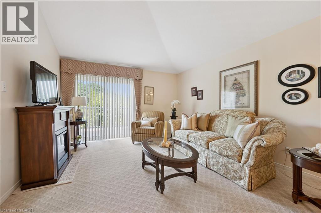 658 Ellesmere Court, Waterloo, Ontario  N2V 2H4 - Photo 15 - 40842250