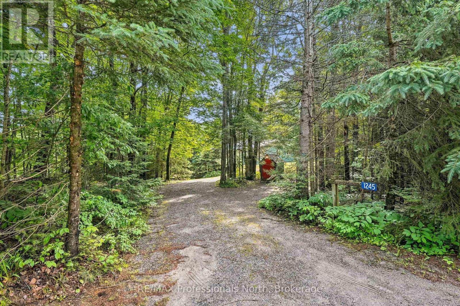 1245 Sherwood Forest Road, Bracebridge, Ontario  P1L 1X3 - Photo 39 - X13484372