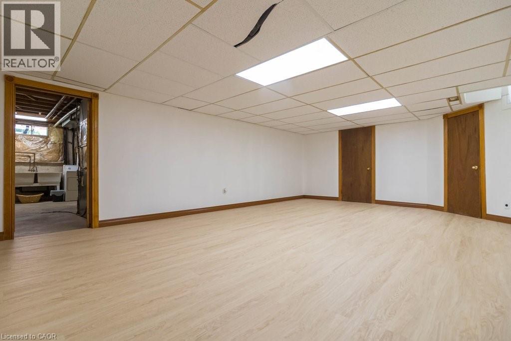310 Stone Church Road E, Hamilton, Ontario  L9B 1B2 - Photo 27 - 40842004
