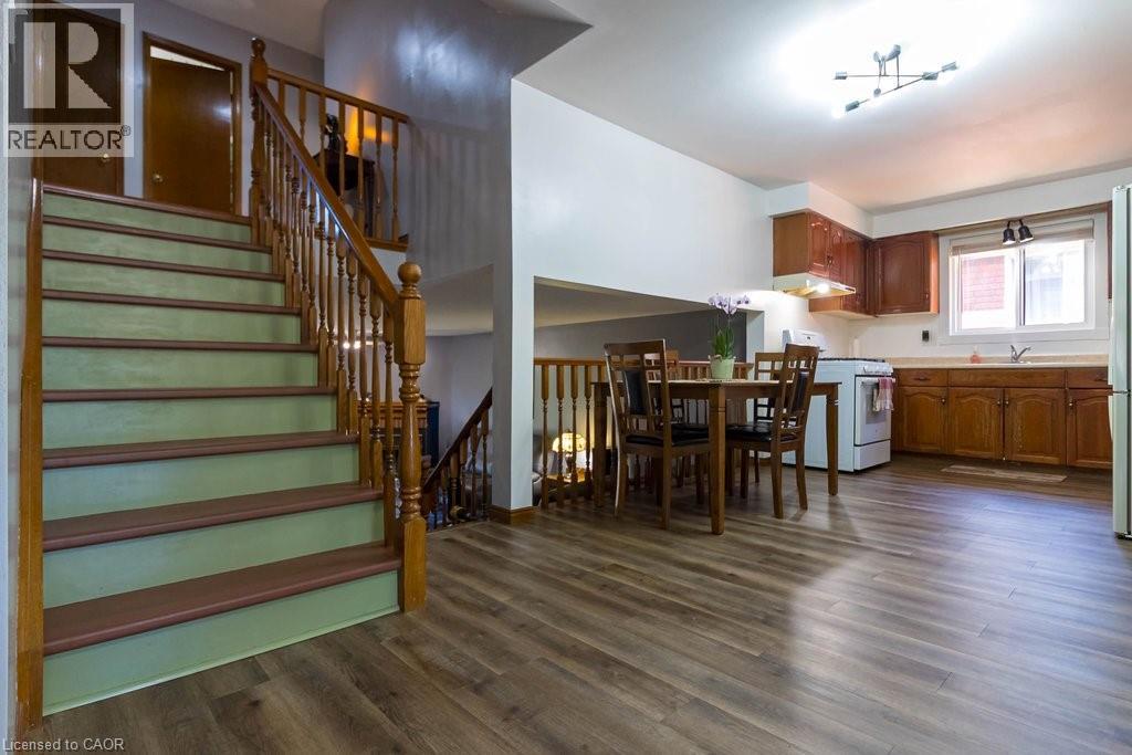 310 Stone Church Road E, Hamilton, Ontario  L9B 1B2 - Photo 9 - 40842004