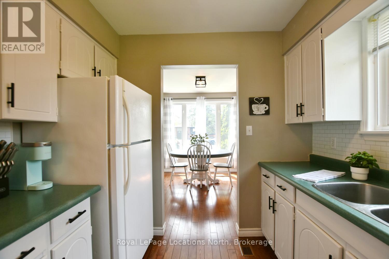 514 Tenth Street, Collingwood, Ontario  L9Y 2H3 - Photo 26 - S13484596