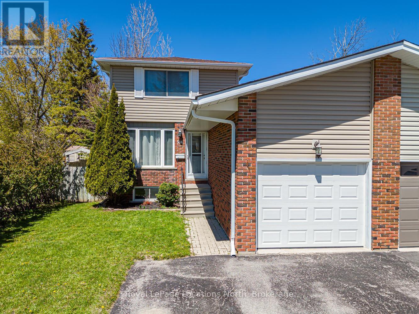 514 Tenth Street, Collingwood, Ontario  L9Y 2H3 - Photo 3 - S13484596
