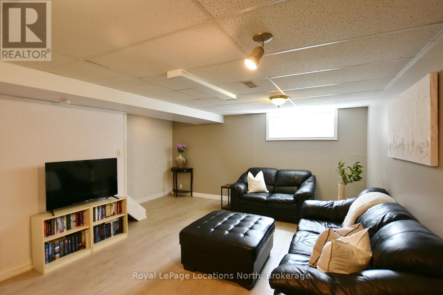 514 Tenth Street, Collingwood, Ontario  L9Y 2H3 - Photo 45 - S13484596