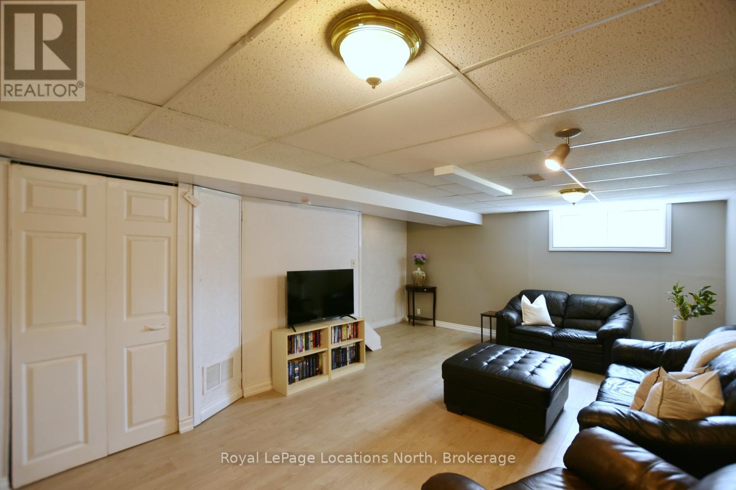 514 Tenth Street, Collingwood, Ontario  L9Y 2H3 - Photo 46 - S13484596