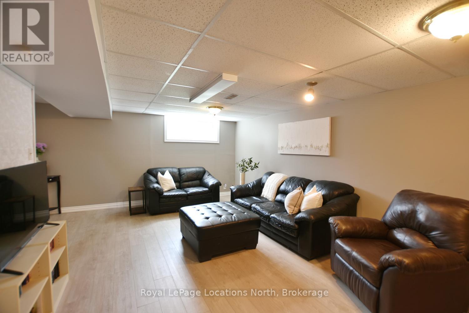 514 Tenth Street, Collingwood, Ontario  L9Y 2H3 - Photo 47 - S13484596