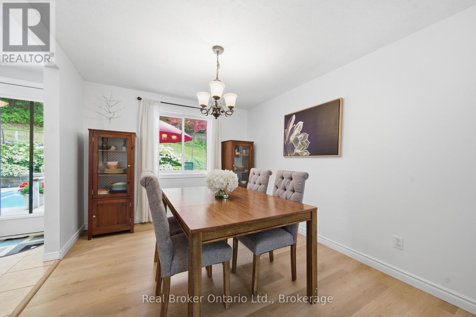 39 Wagoners Trail, Guelph, Ontario  N1G 3M9 - Photo 11 - X13484652