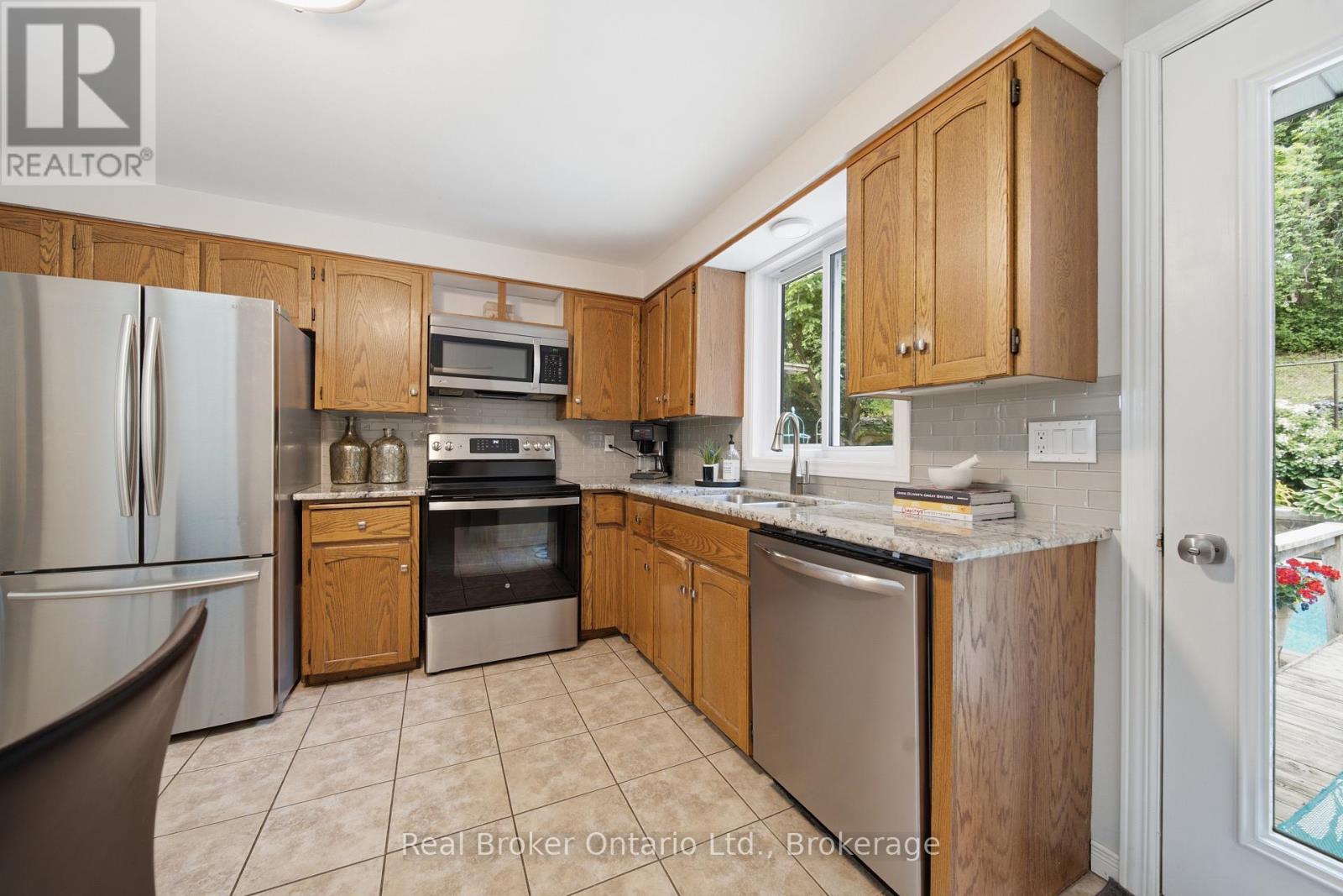 39 Wagoners Trail, Guelph, Ontario  N1G 3M9 - Photo 14 - X13484652
