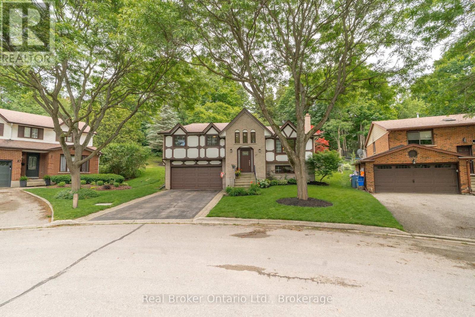 39 Wagoners Trail, Guelph, Ontario  N1G 3M9 - Photo 3 - X13484652