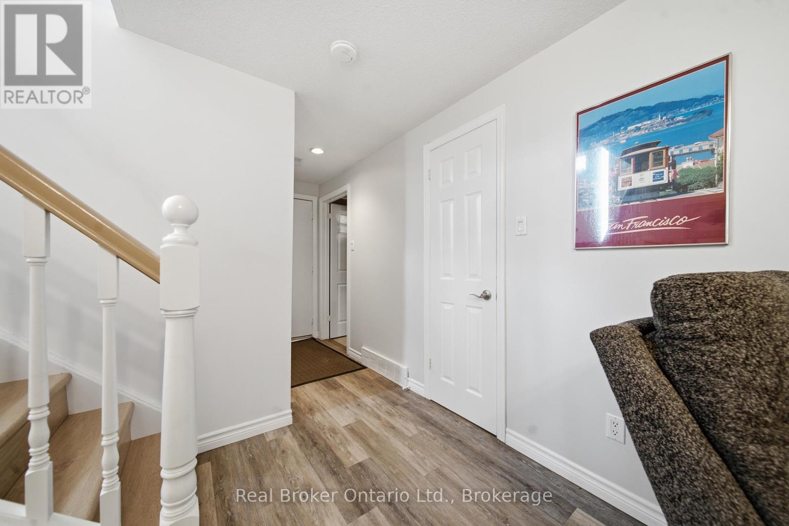 39 Wagoners Trail, Guelph, Ontario  N1G 3M9 - Photo 31 - X13484652