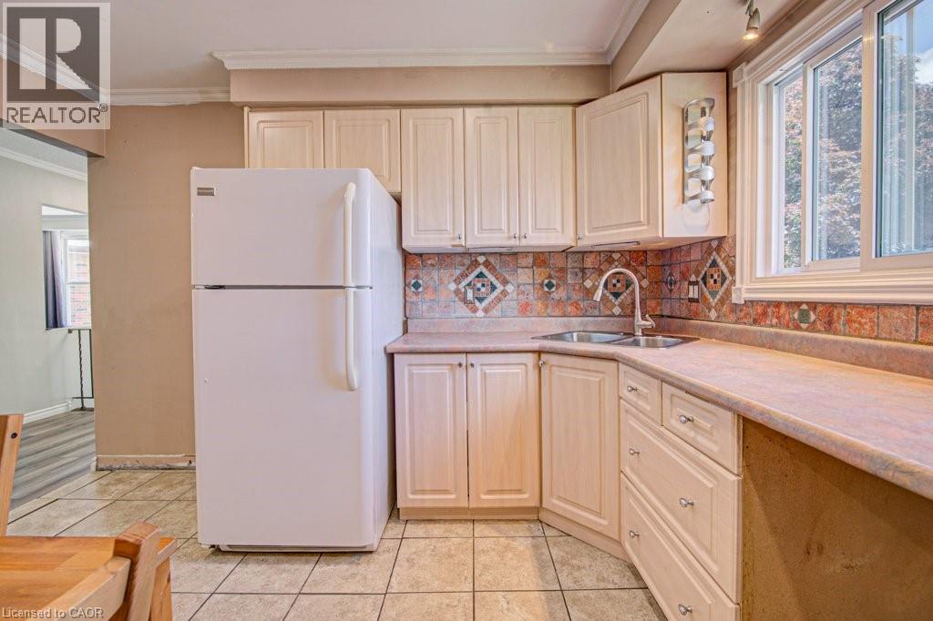 14 Krafty Court, Hamilton, Ontario  L9C 6R7 - Photo 14 - 40841316