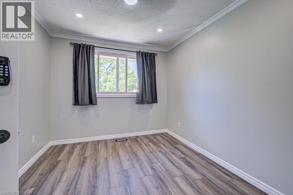 14 Krafty Court, Hamilton, Ontario  L9C 6R7 - Photo 9 - 40841316