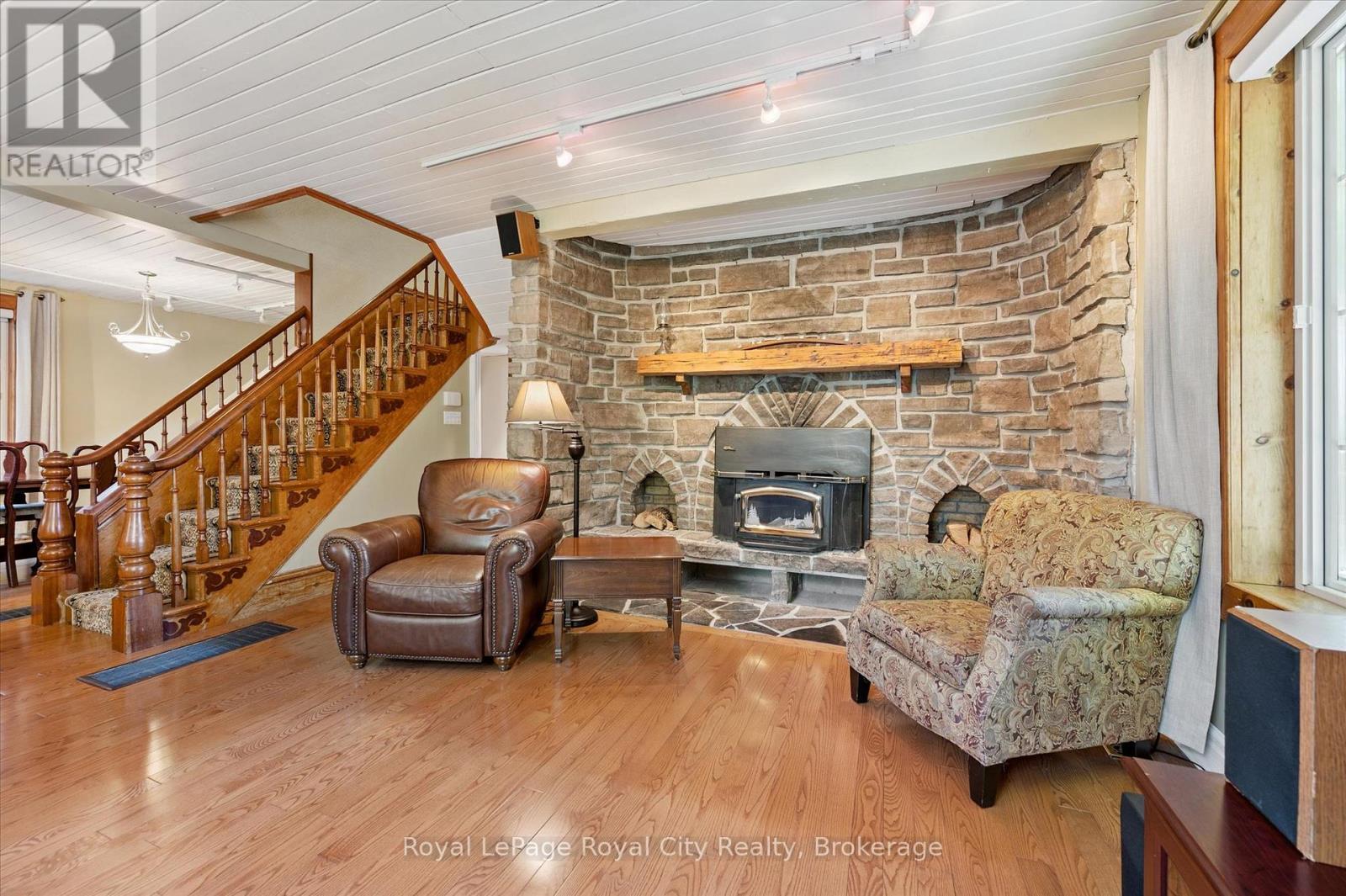 33 North Broadway Street, Centre Wellington, Ontario  N0B 1J0 - Photo 9 - X13484924