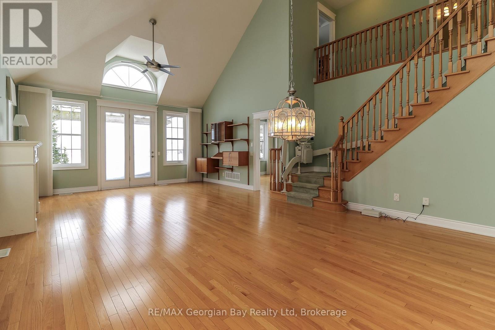 210 Wycliffe Cove, Tay, Ontario  L0K 2A0 - Photo 17 - S13484998