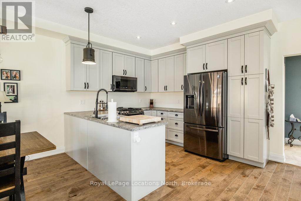 18 Bassett Street, Collingwood, Ontario  L9Y 3B7 - Photo 13 - S13485048