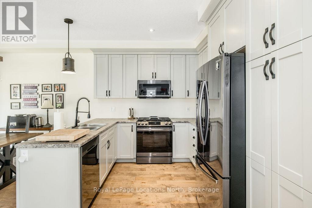 18 Bassett Street, Collingwood, Ontario  L9Y 3B7 - Photo 14 - S13485048