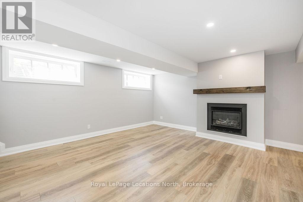 18 Bassett Street, Collingwood, Ontario  L9Y 3B7 - Photo 32 - S13485048