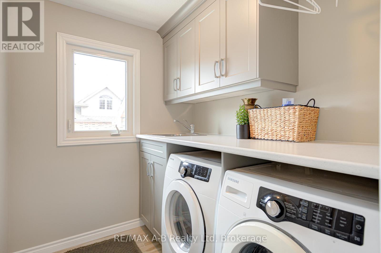 194 Station Road, Perth South, Ontario  N0K 1X0 - Photo 13 - X13485010
