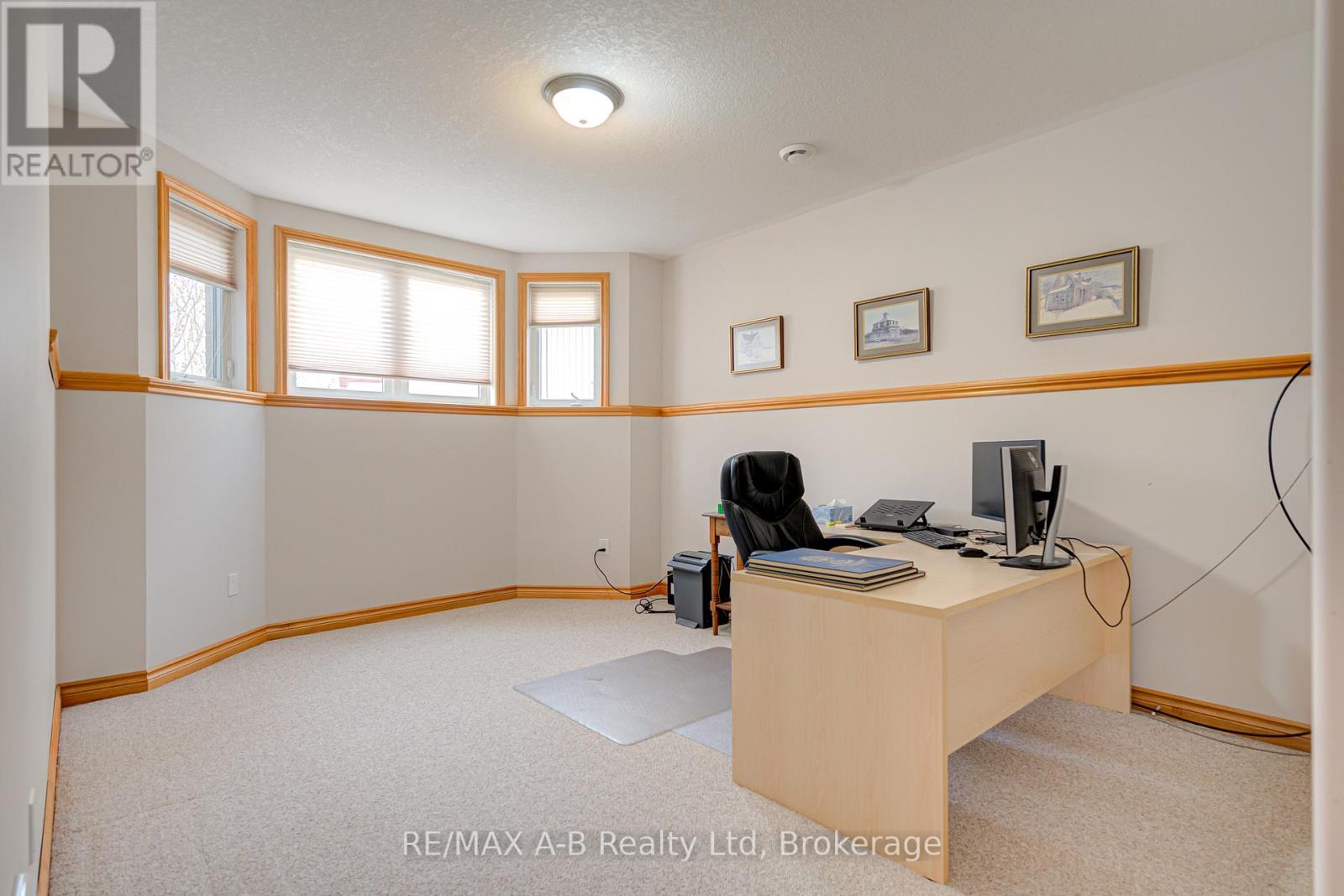194 Station Road, Perth South, Ontario  N0K 1X0 - Photo 33 - X13485010