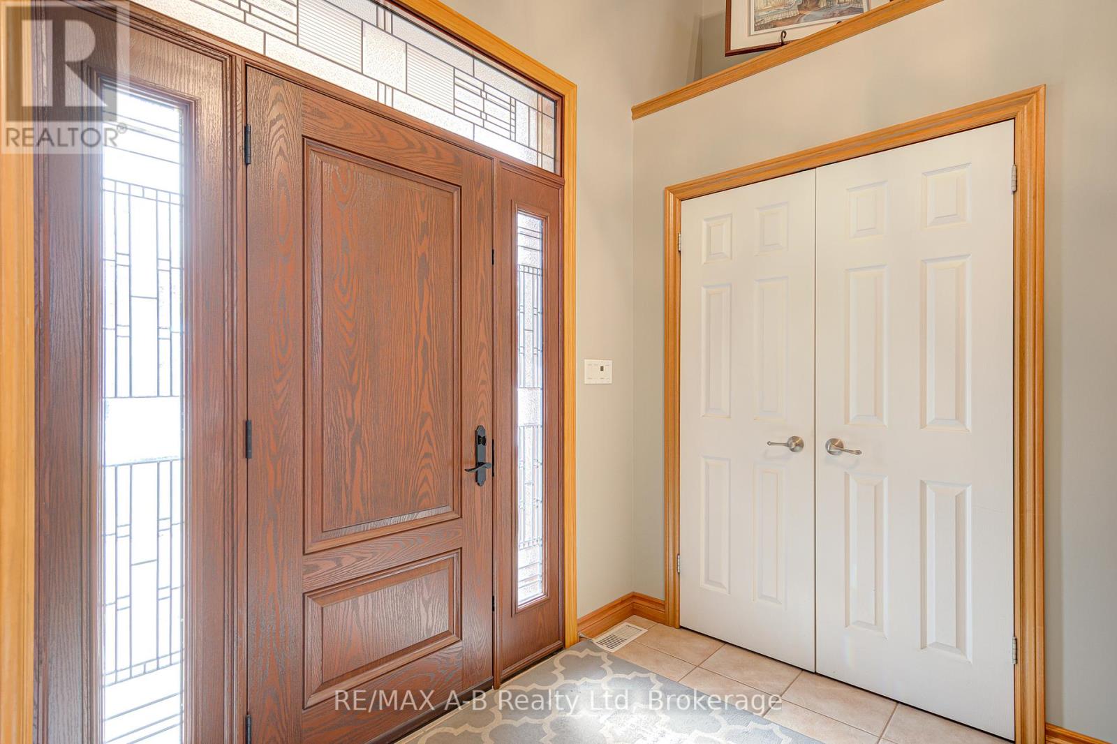 194 Station Road, Perth South, Ontario  N0K 1X0 - Photo 5 - X13485010