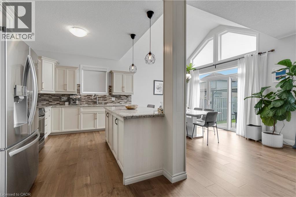 83 Frankfurt Street, Kitchener, Ontario  N2R 1T8 - Photo 11 - 40842795