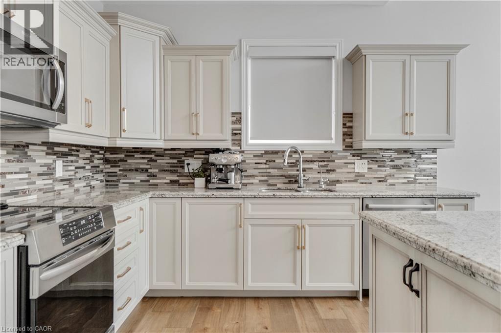83 Frankfurt Street, Kitchener, Ontario  N2R 1T8 - Photo 12 - 40842795