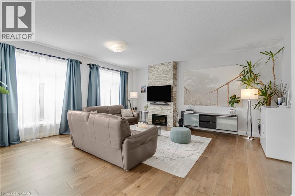 83 Frankfurt Street, Kitchener, Ontario  N2R 1T8 - Photo 9 - 40842795
