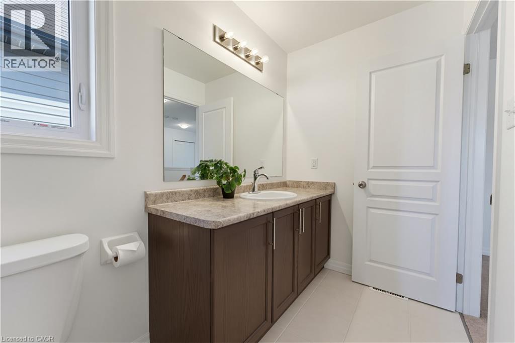 47 Newcastle Court, Kitchener, Ontario  N2R 0G7 - Photo 24 - 40841397