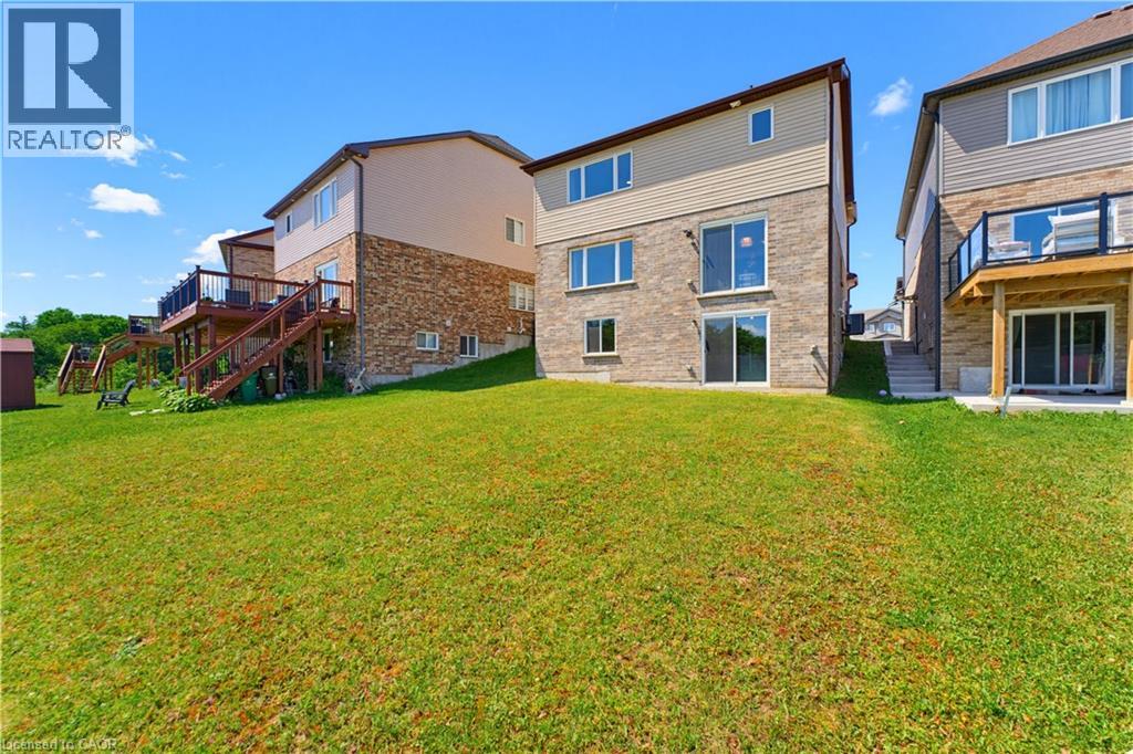 47 Newcastle Court, Kitchener, Ontario  N2R 0G7 - Photo 27 - 40841397