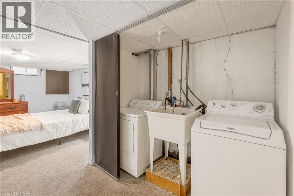 5275 Banting Court, Burlington, Ontario  L7L 2Z4 - Photo 29 - 40842794