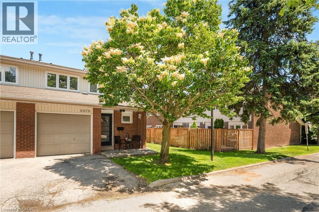 5275 Banting Court, Burlington, Ontario  L7L 2Z4 - Photo 3 - 40842794