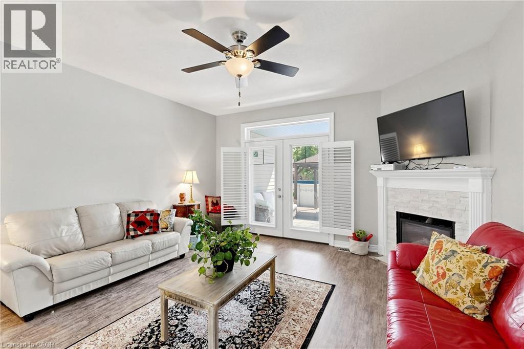 18 Gateway Avenue, West Lincoln, Ontario  L0R 2A0 - Photo 6 - 40842811
