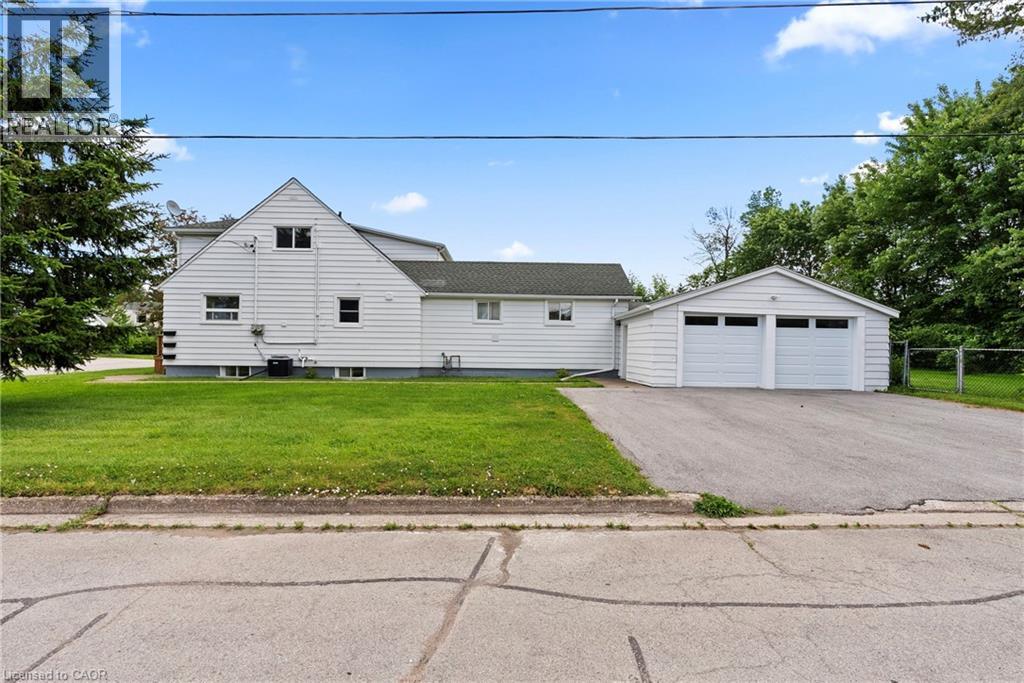 45 Catherine Street, Fort Erie, Ontario  L2A 2G8 - Photo 5 - 40842617