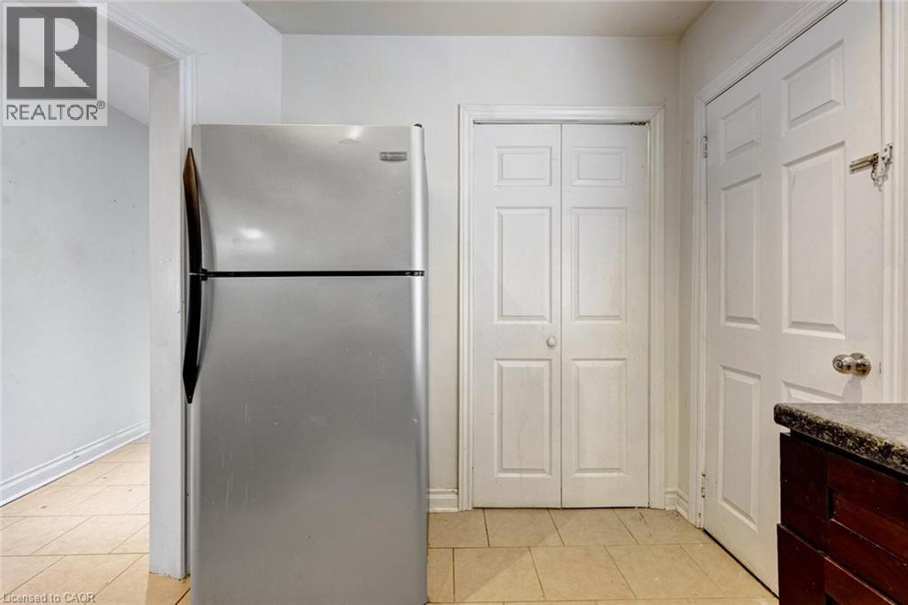 16 Woodward Avenue, Brampton, Ontario  L6V 1K1 - Photo 15 - 40842090