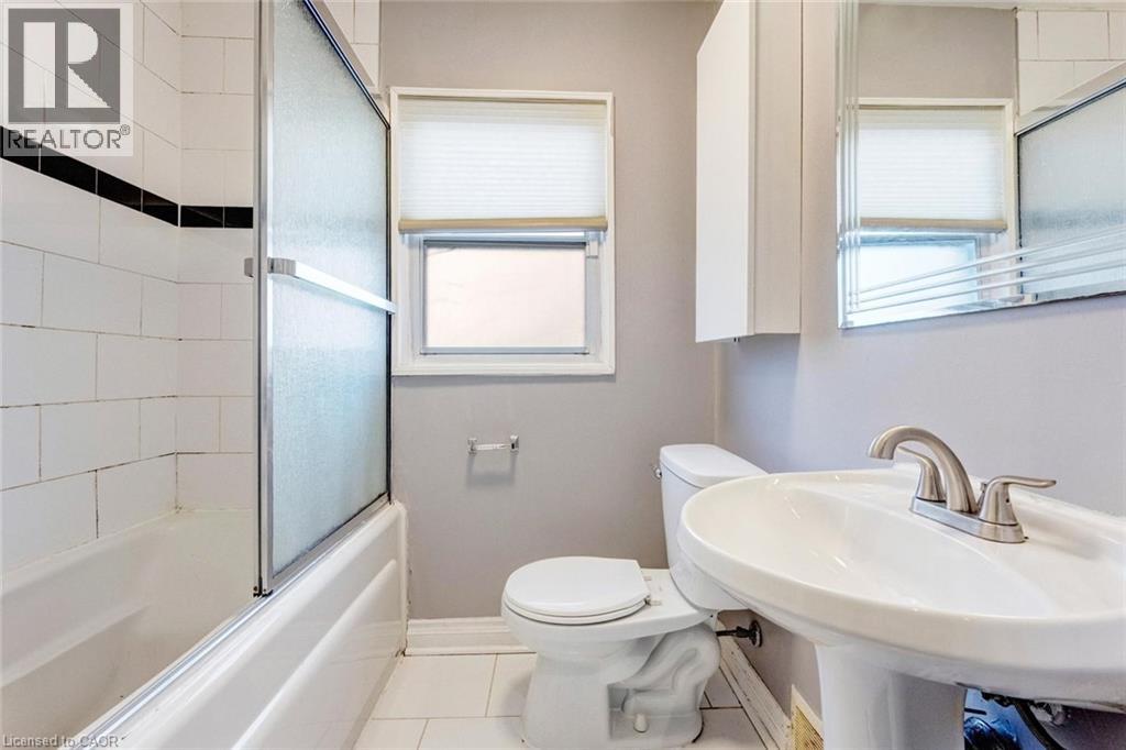 16 Woodward Avenue, Brampton, Ontario  L6V 1K1 - Photo 27 - 40842090