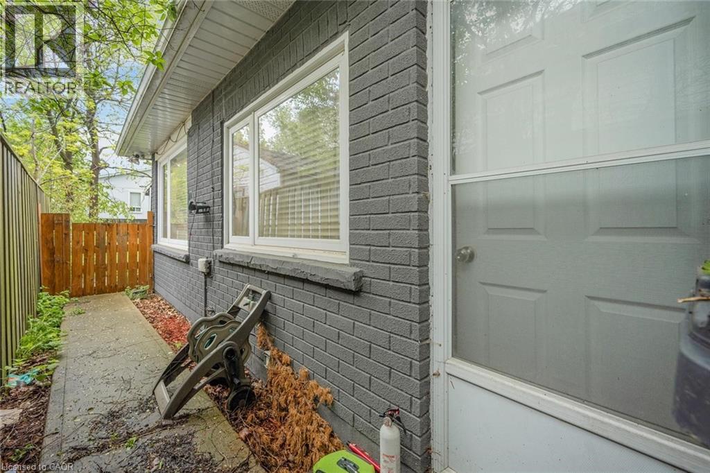 16 Woodward Avenue, Brampton, Ontario  L6V 1K1 - Photo 34 - 40842090
