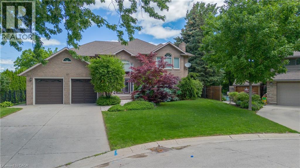 22 Burt Court, Stoney Creek, Ontario  L8G 3H4 - Photo 2 - 40842085